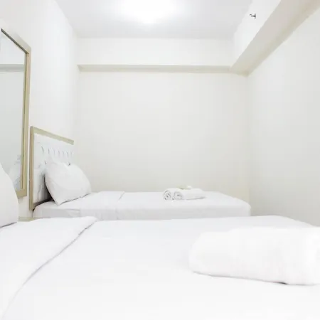 Spacious & Deluxe 2Br Gateway Ahmad Yani Cicadas Apartment By Travelio
